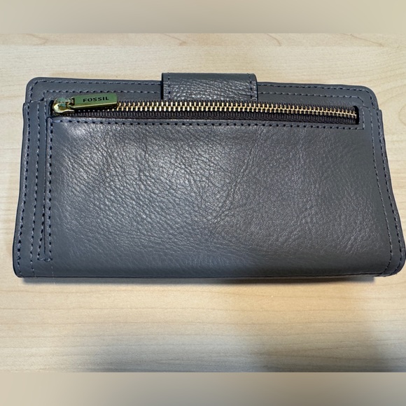 Fossil Wallet - Picture 2 of 3